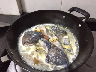 清蒸鱼(时间煮雨)